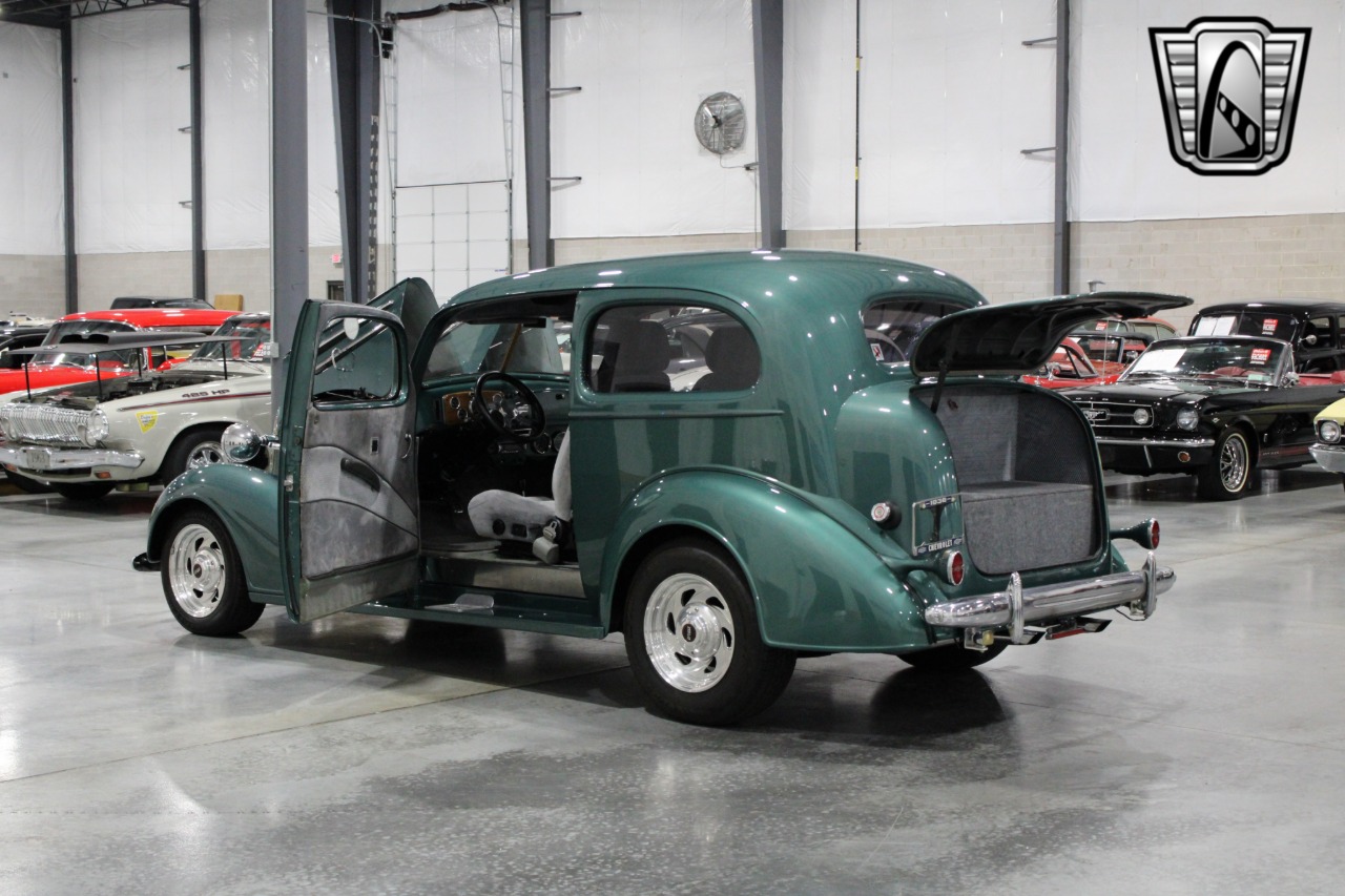 1936 Chevrolet Master 17