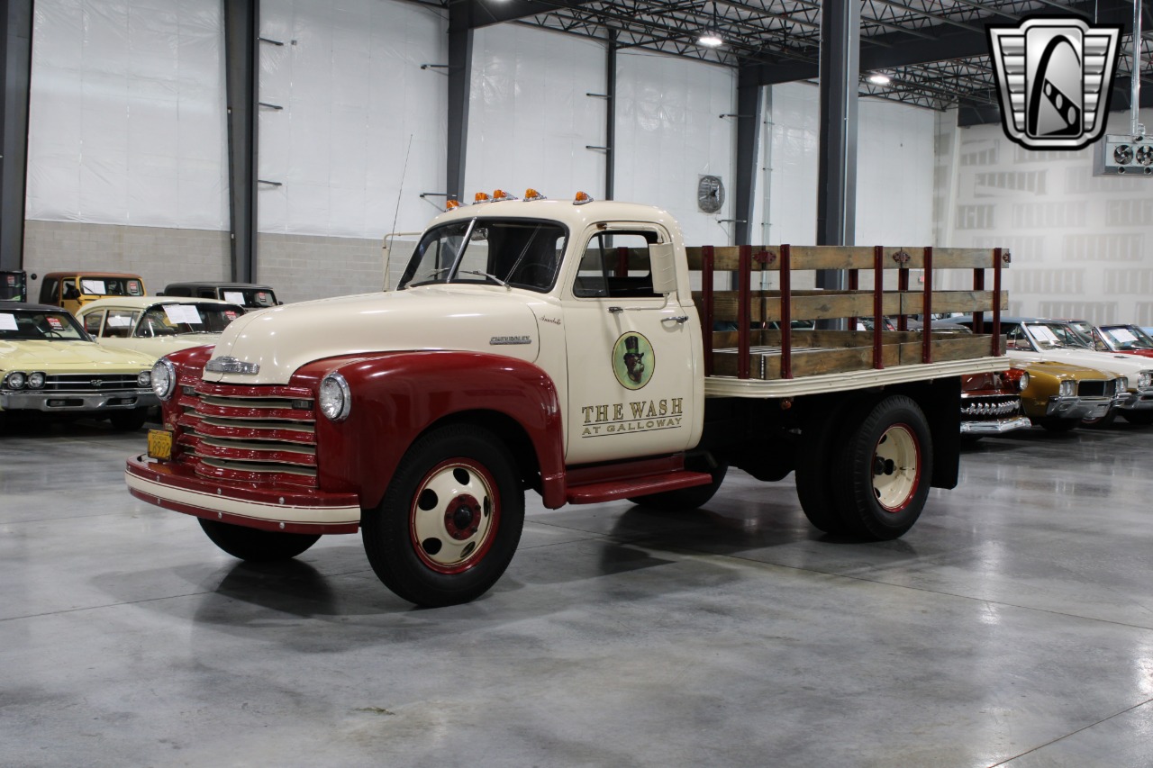 1953 Chevrolet 4400 2