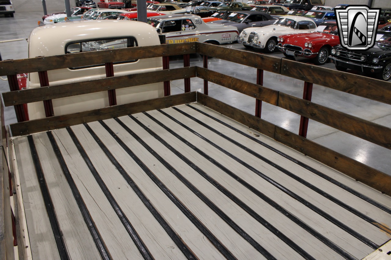 1953 Chevrolet 4400 90