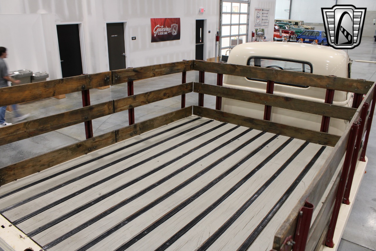 1953 Chevrolet 4400 91