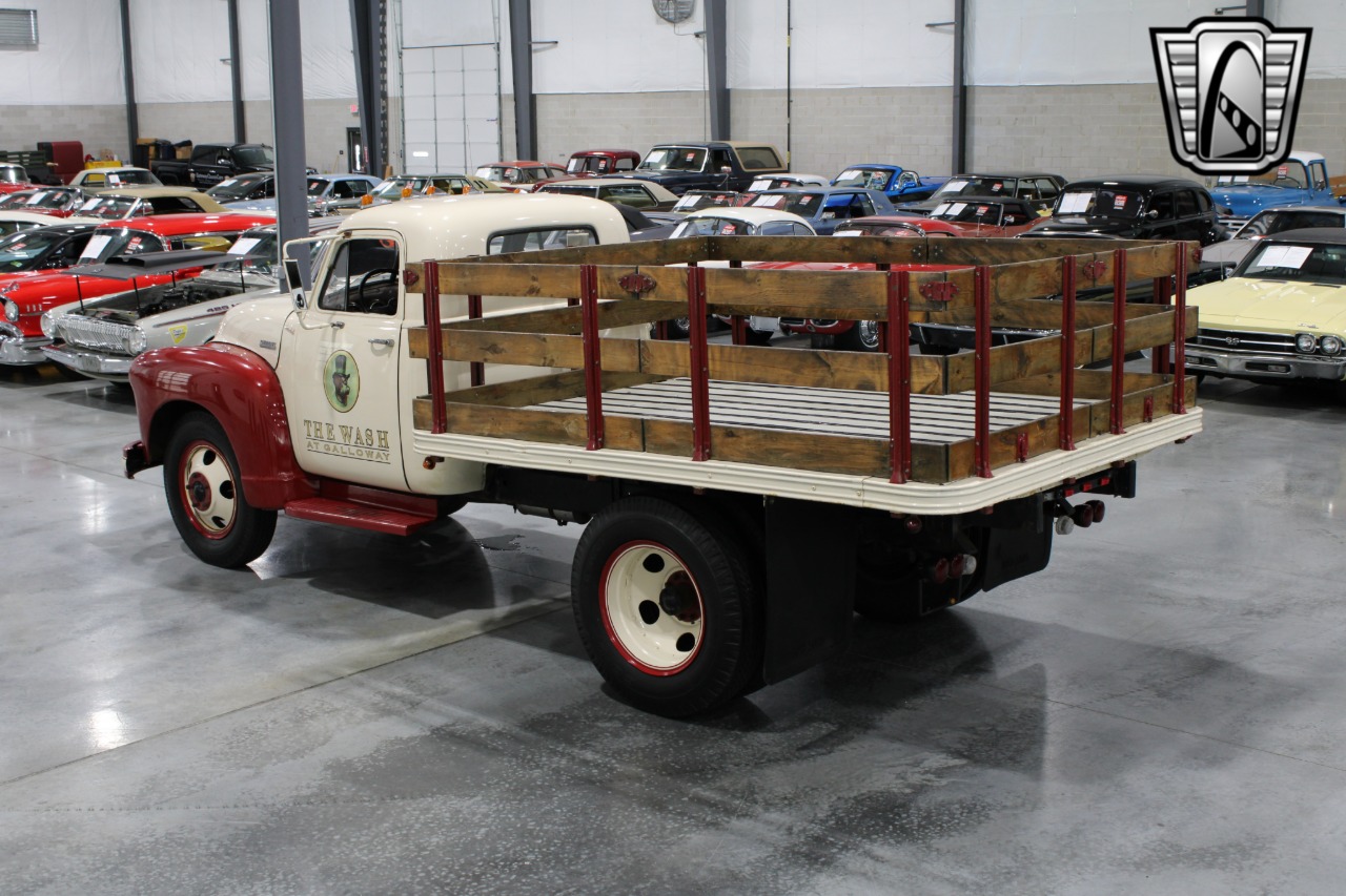 1953 Chevrolet 4400 47