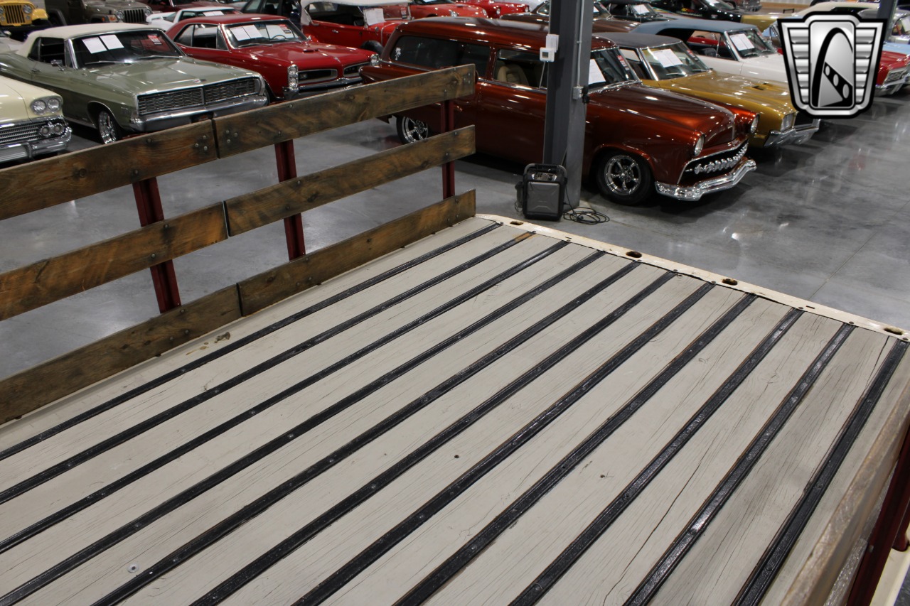 1953 Chevrolet 4400 92