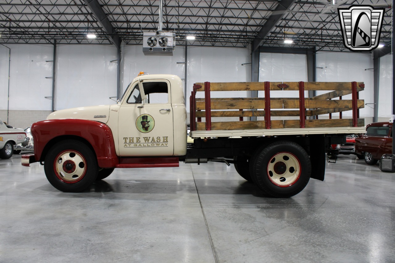 1953 Chevrolet 4400 39