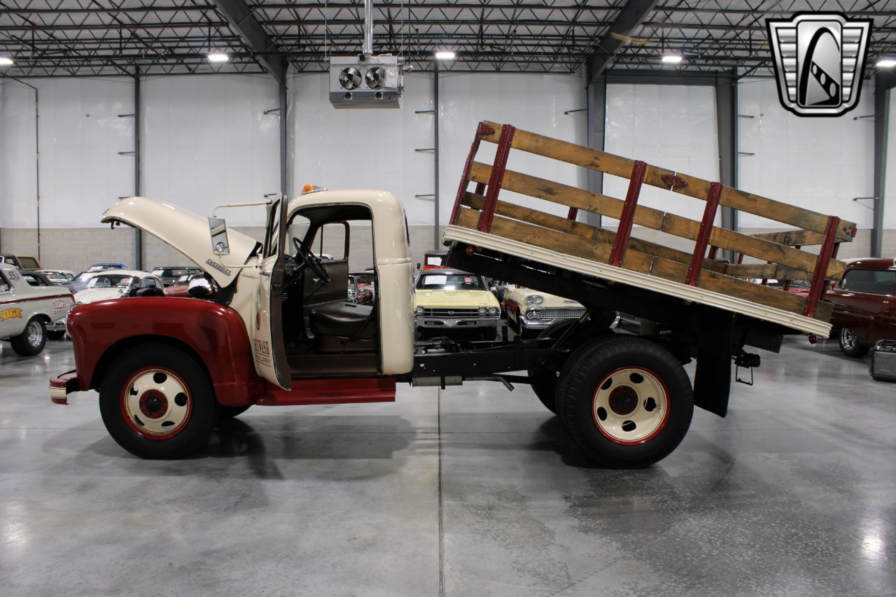 1953 Chevrolet 4400 87