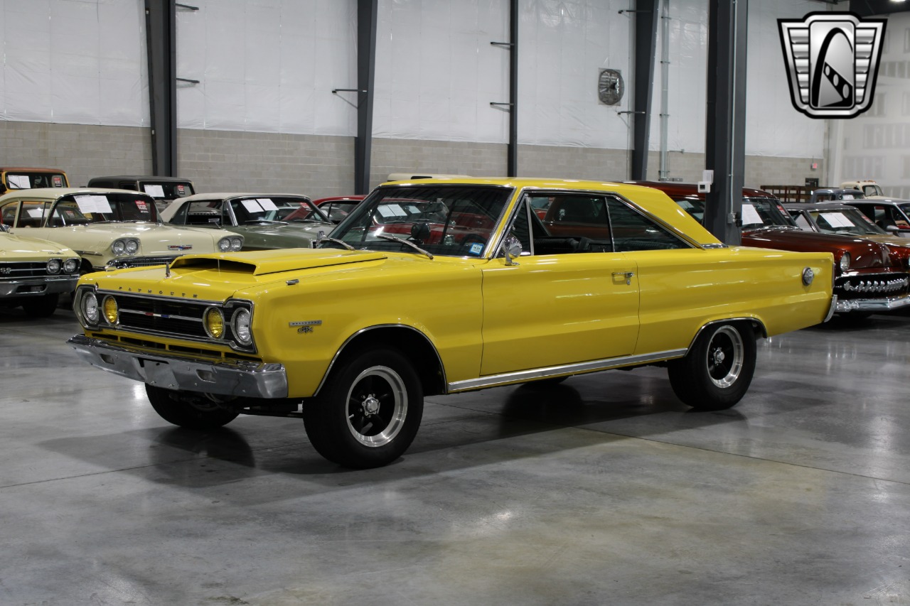 1967 Plymouth GTX 2