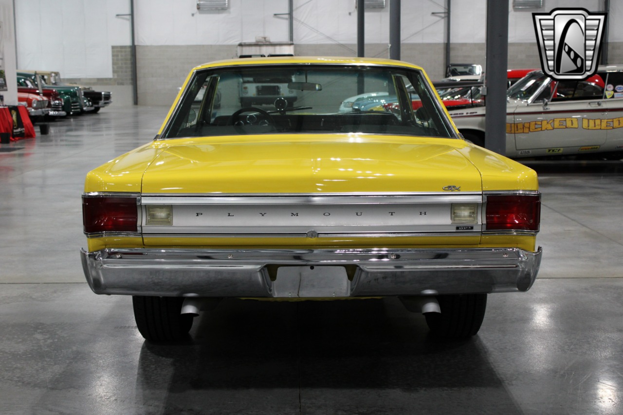 1967 Plymouth GTX 35