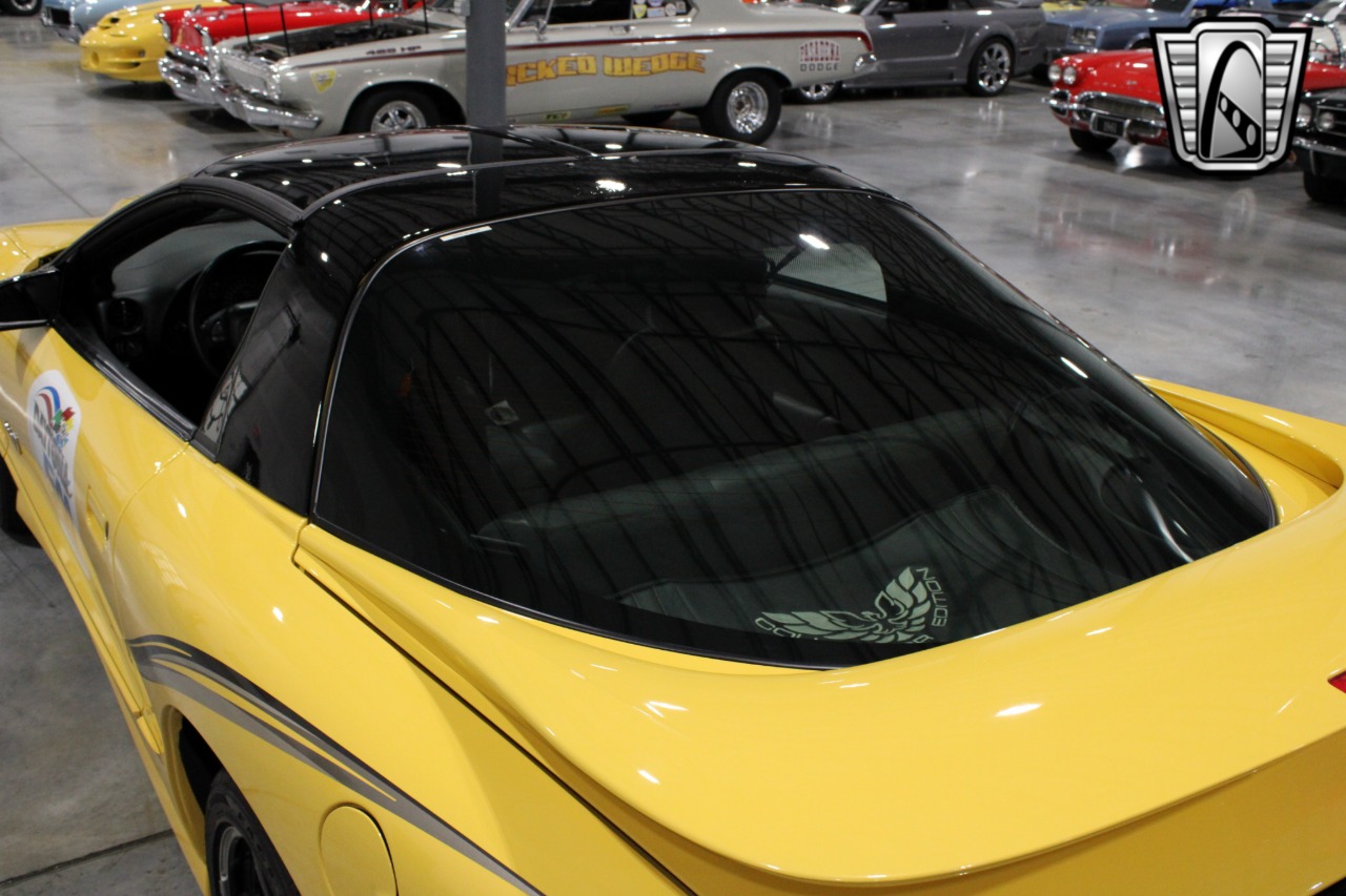 2002 Pontiac Firebird 71