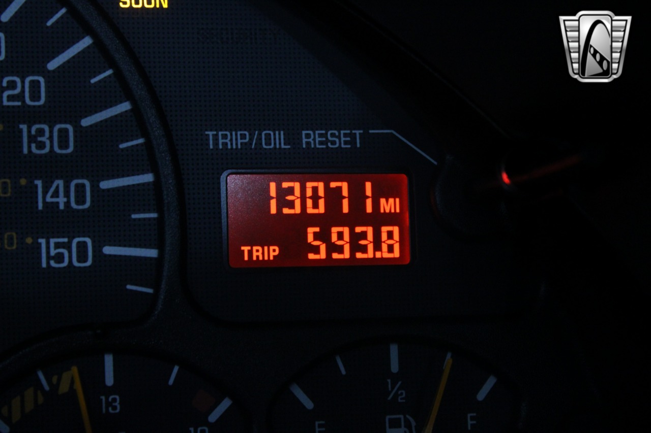 2002 Pontiac Firebird 25