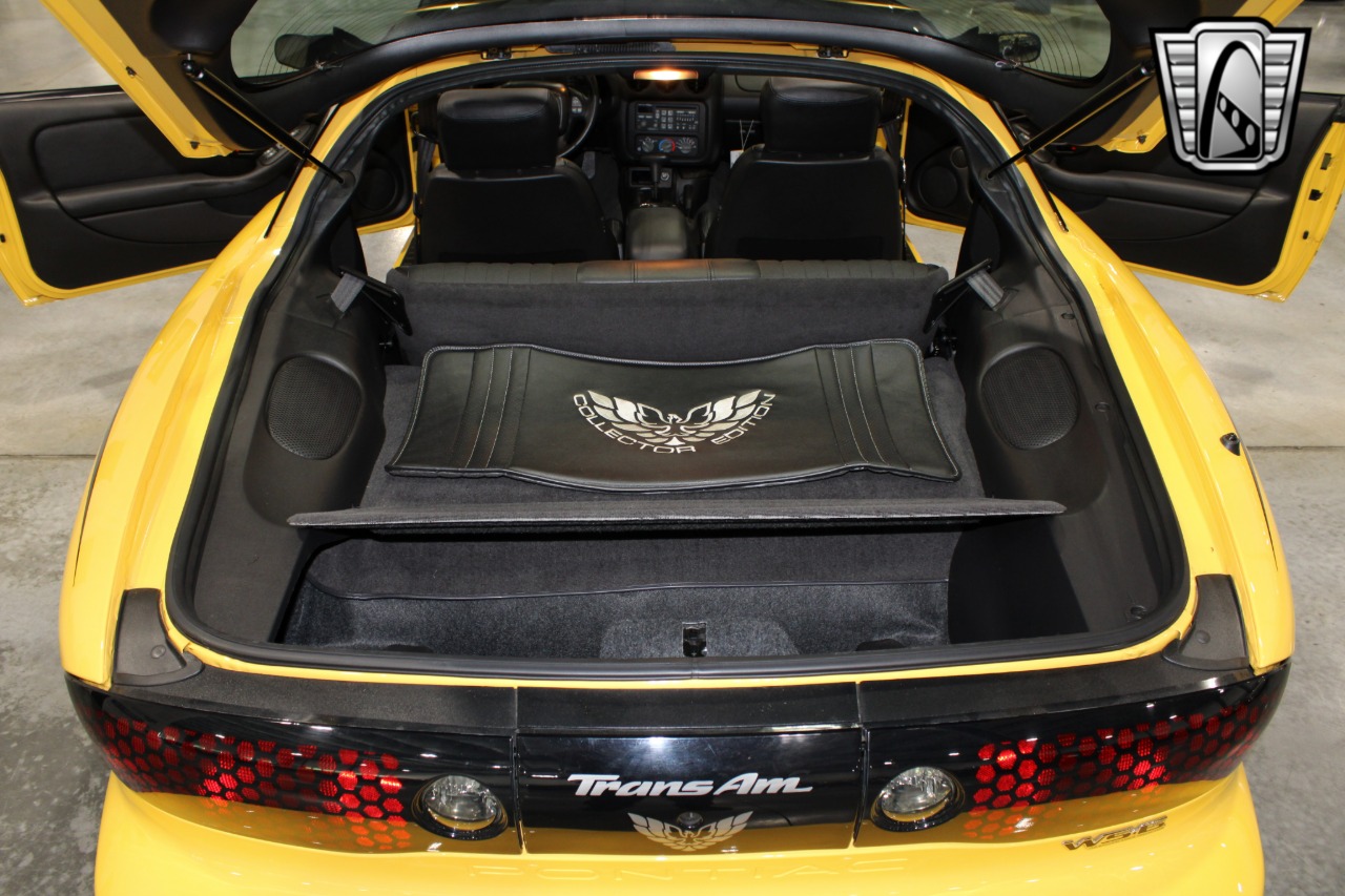 2002 Pontiac Firebird 22