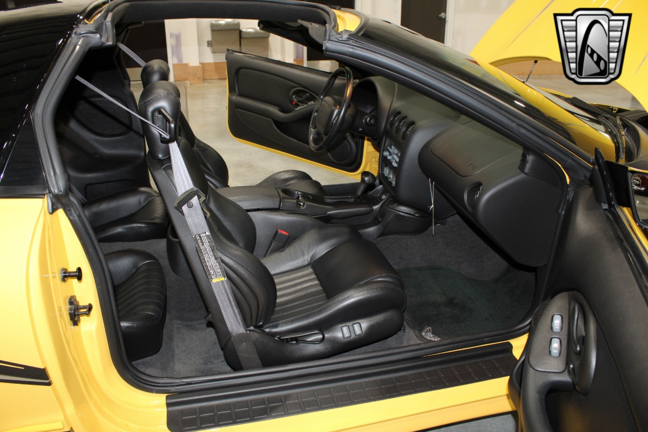 2002 Pontiac Firebird 7