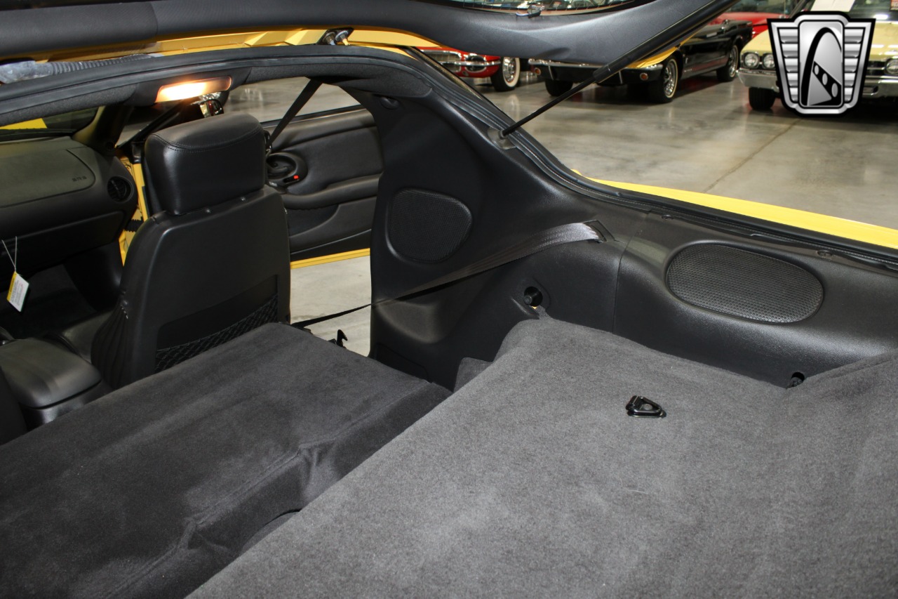 2002 Pontiac Firebird 98