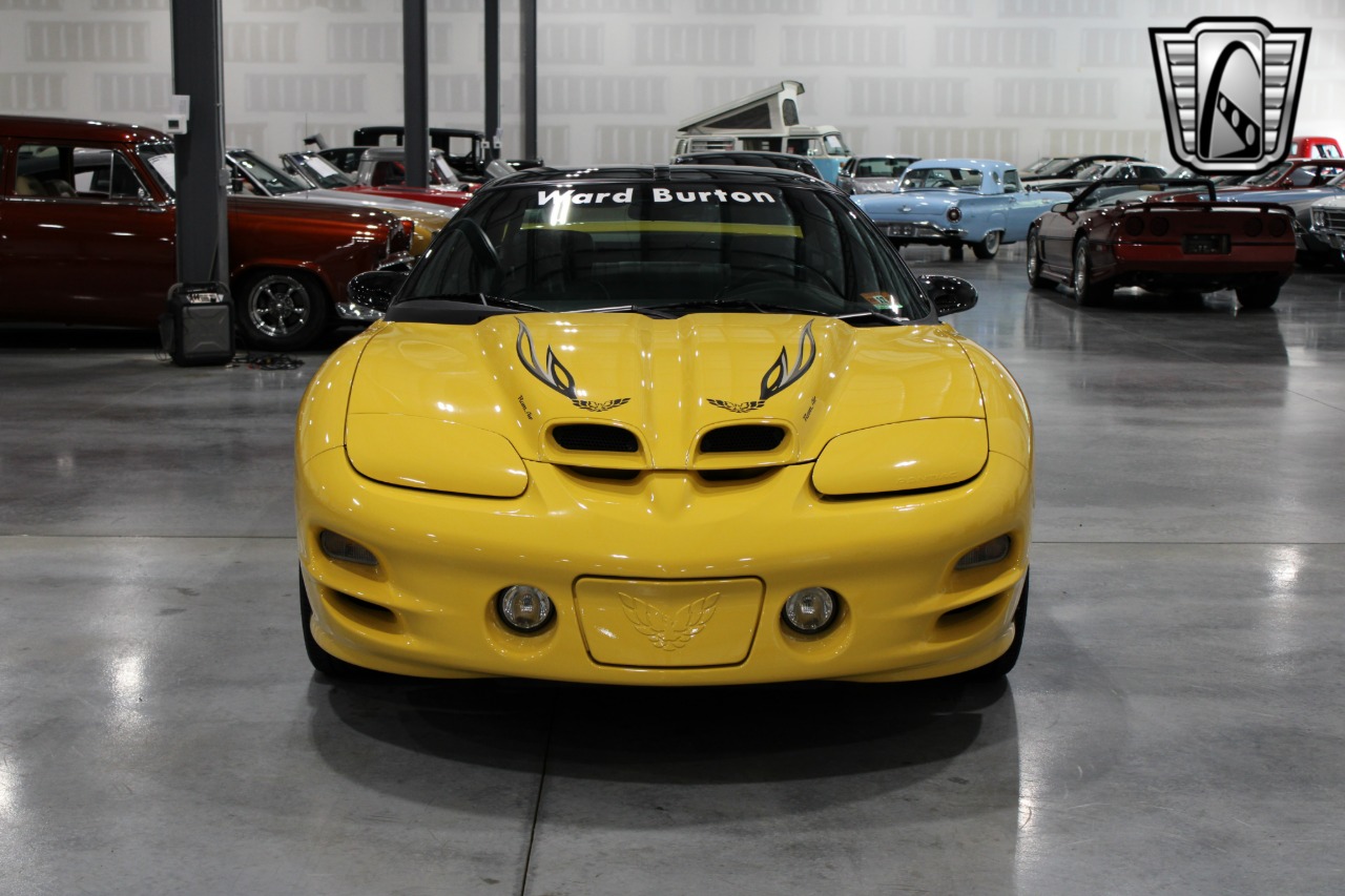 2002 Pontiac Firebird 39