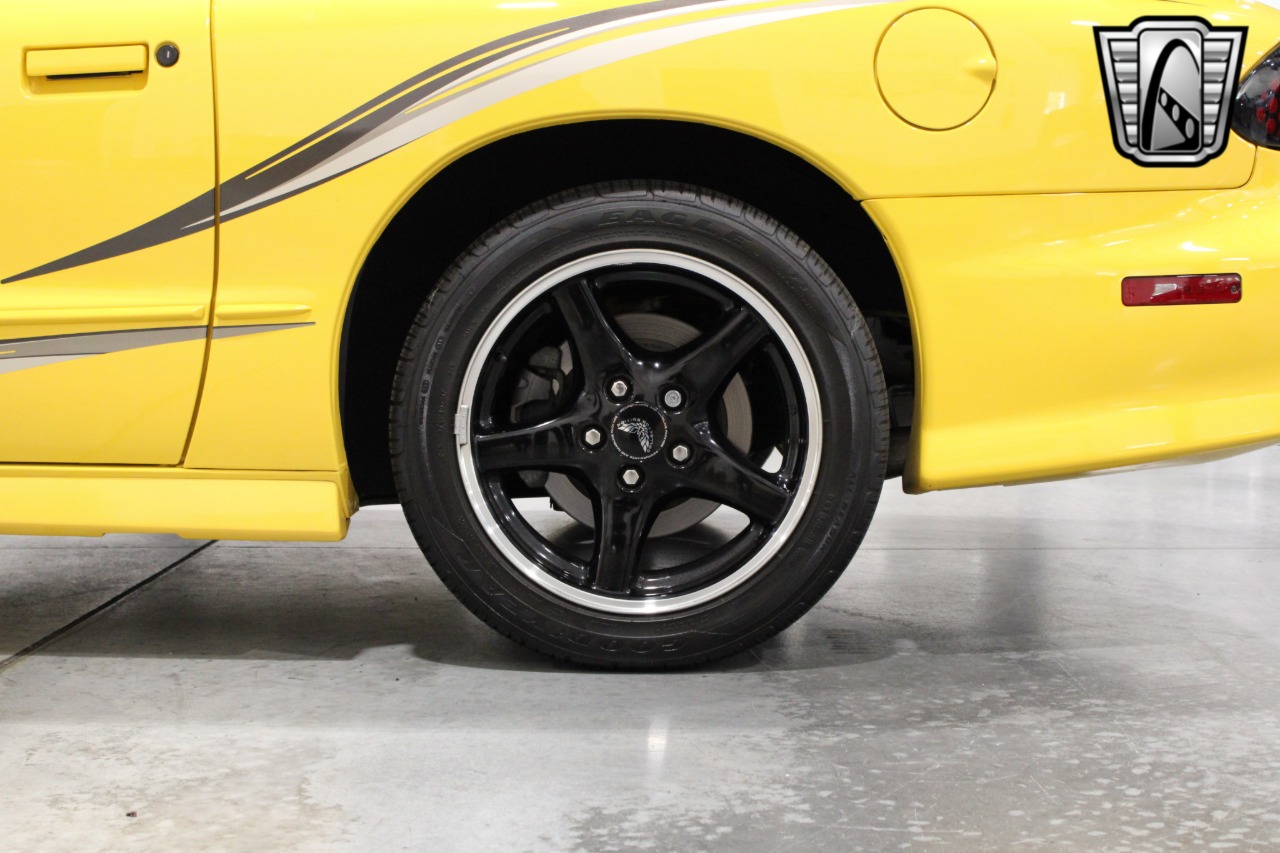 2002 Pontiac Firebird 67