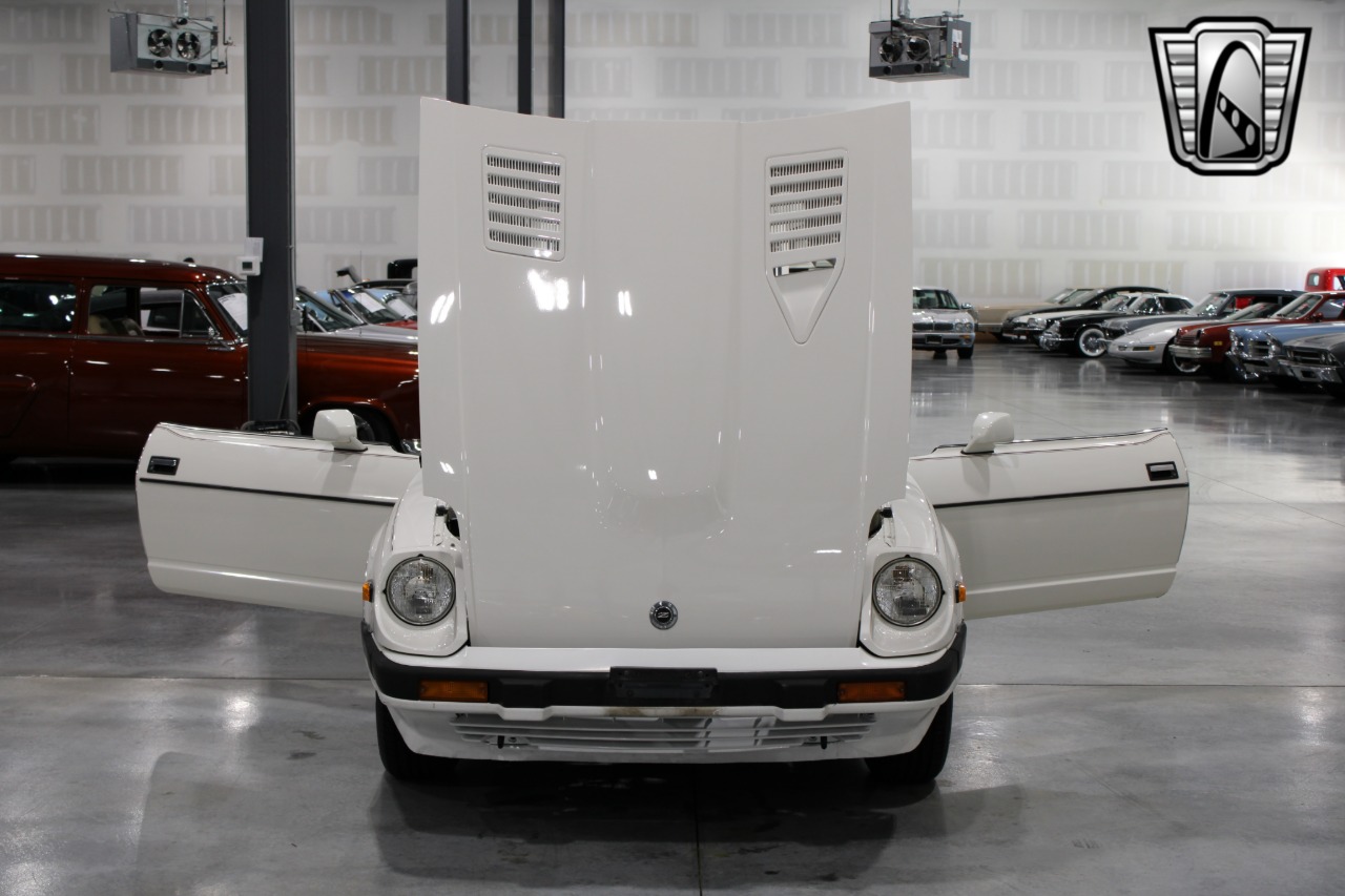 1983 Datsun 280ZX 21