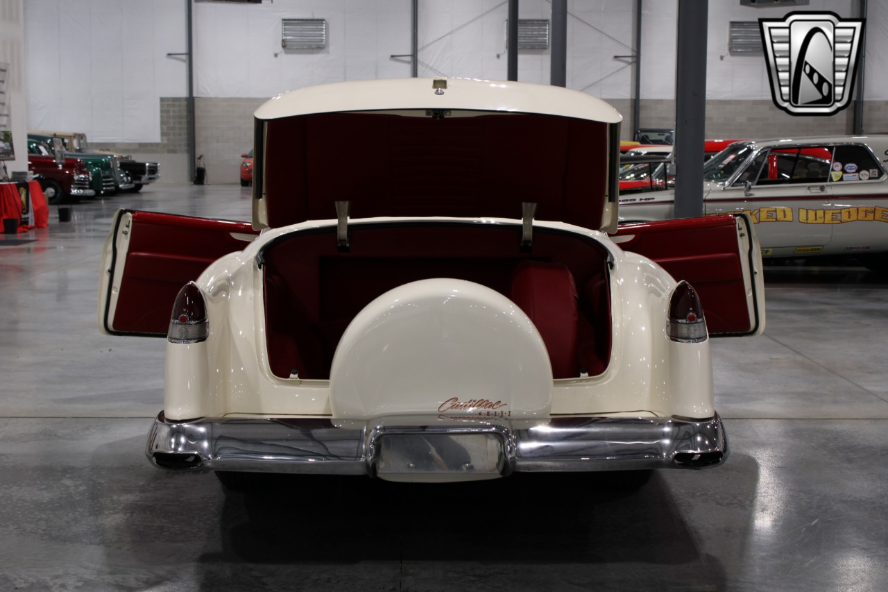 1952 Cadillac DeVille 18