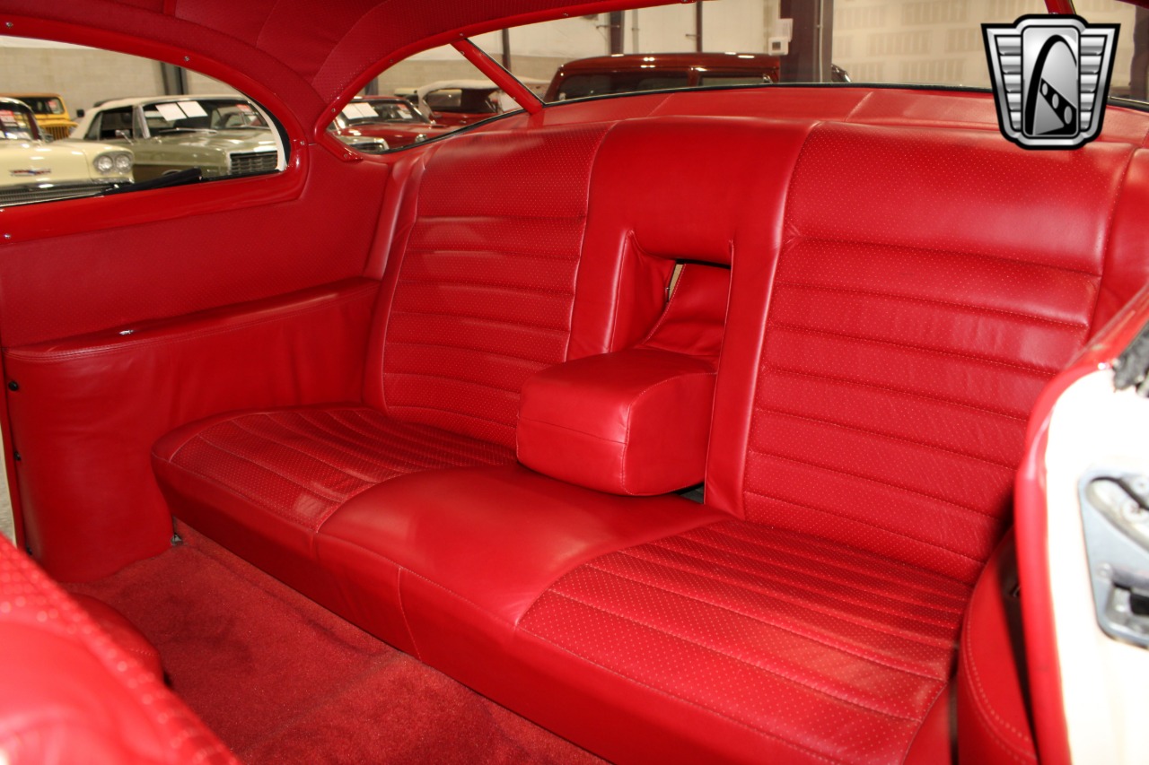 1952 Cadillac DeVille 8