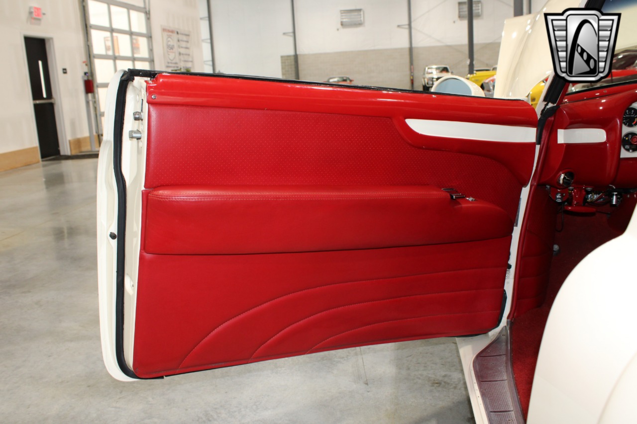 1952 Cadillac DeVille 98