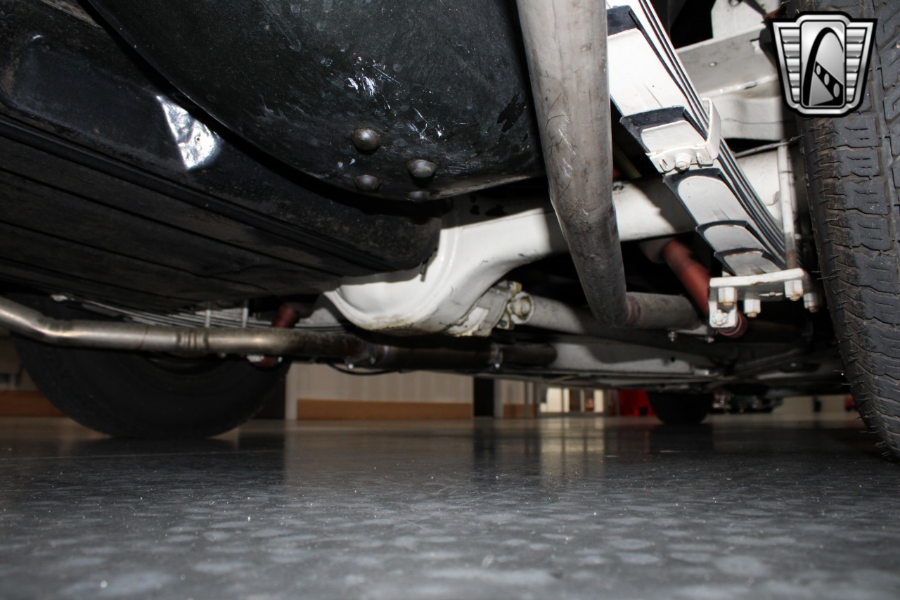 1952 Cadillac DeVille 29