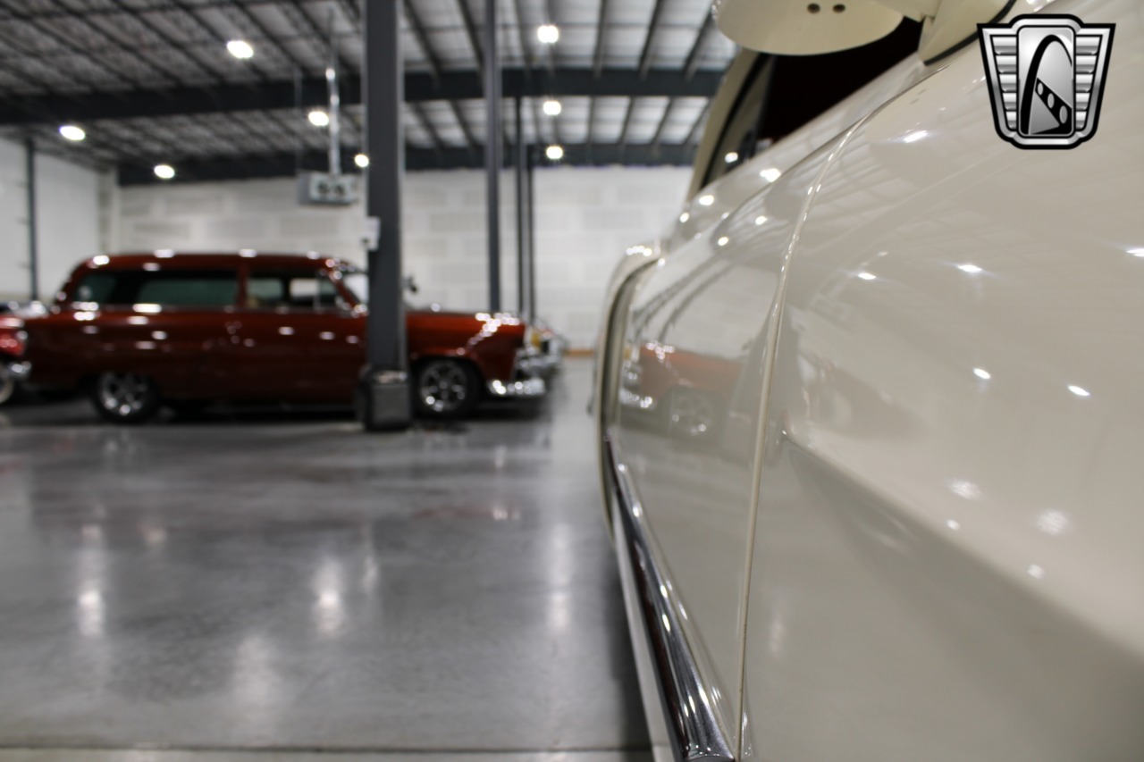 1952 Cadillac DeVille 85