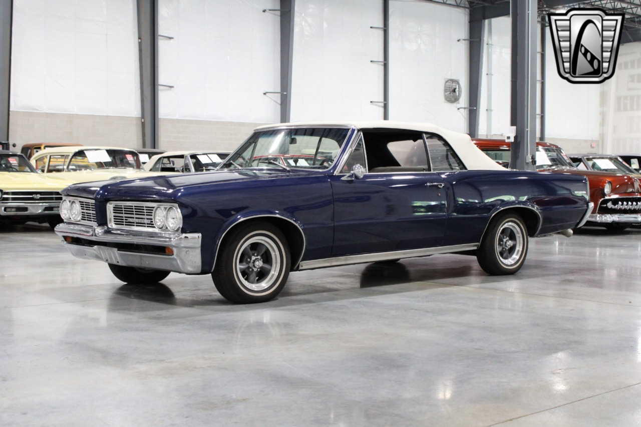 1964 Pontiac LeMans 12