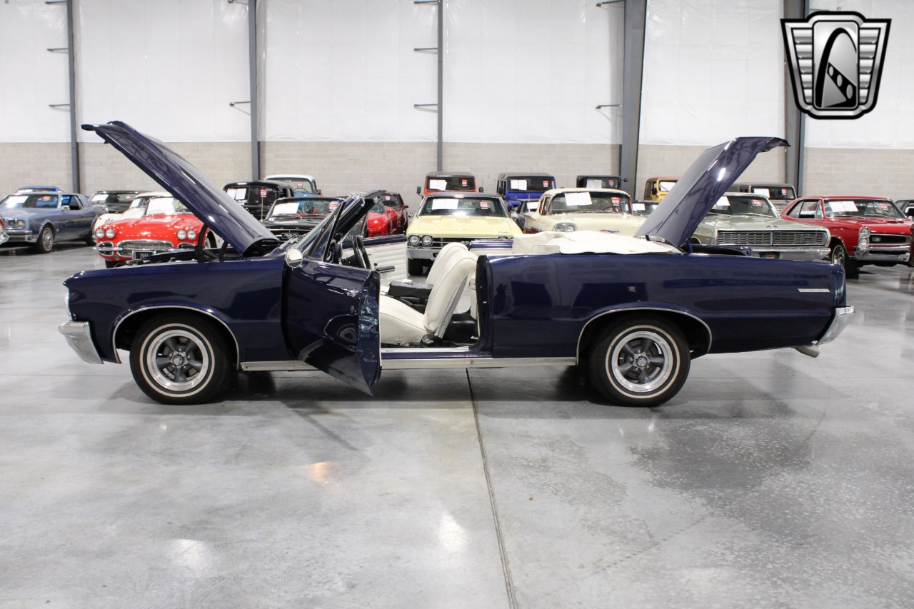 1964 Pontiac LeMans 98