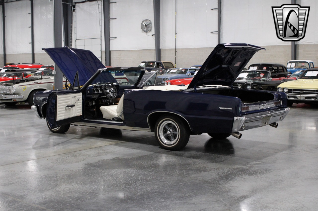 1964 Pontiac LeMans 17