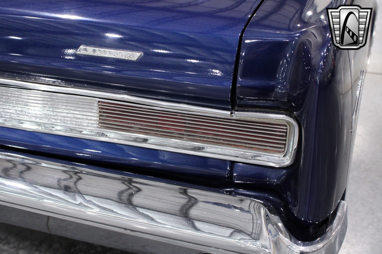 1964 Pontiac LeMans 82