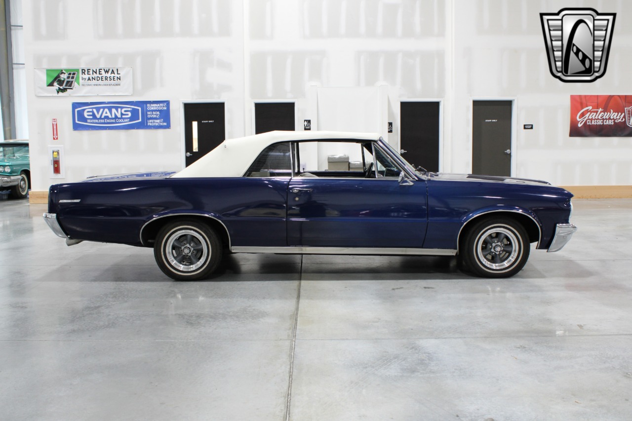 1964 Pontiac LeMans 44