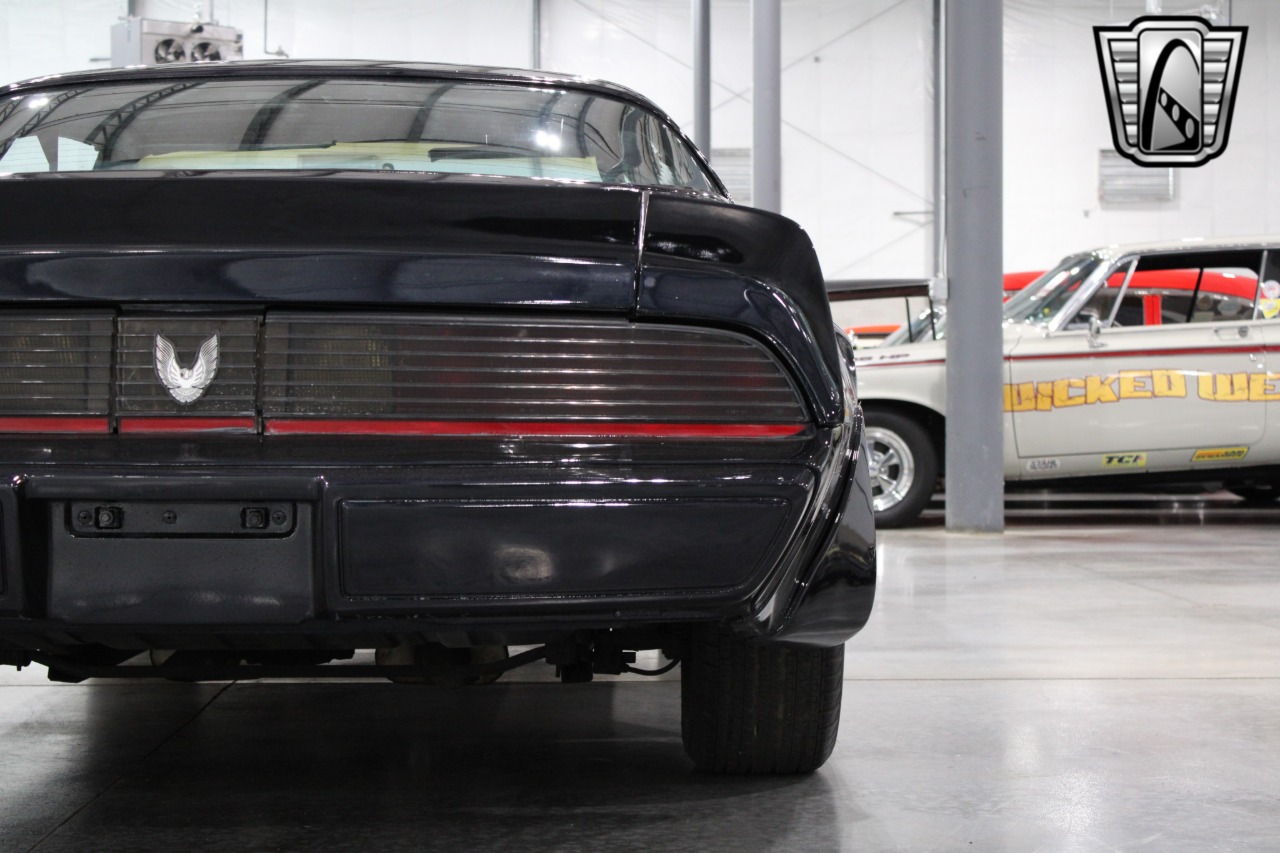 1981 Pontiac Firebird 72