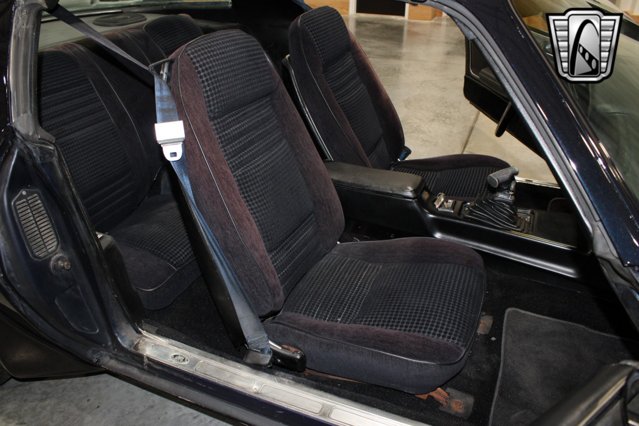 1981 Pontiac Firebird 98