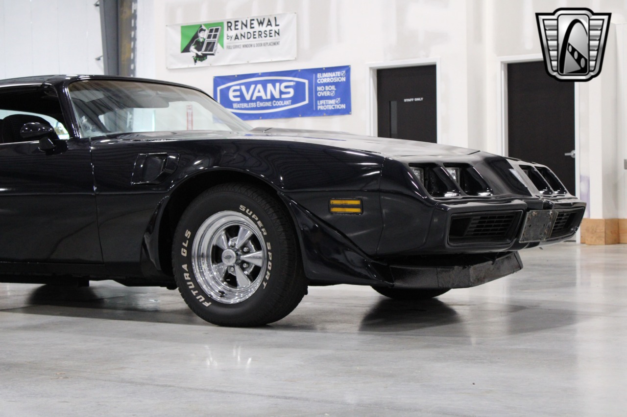 1981 Pontiac Firebird 83
