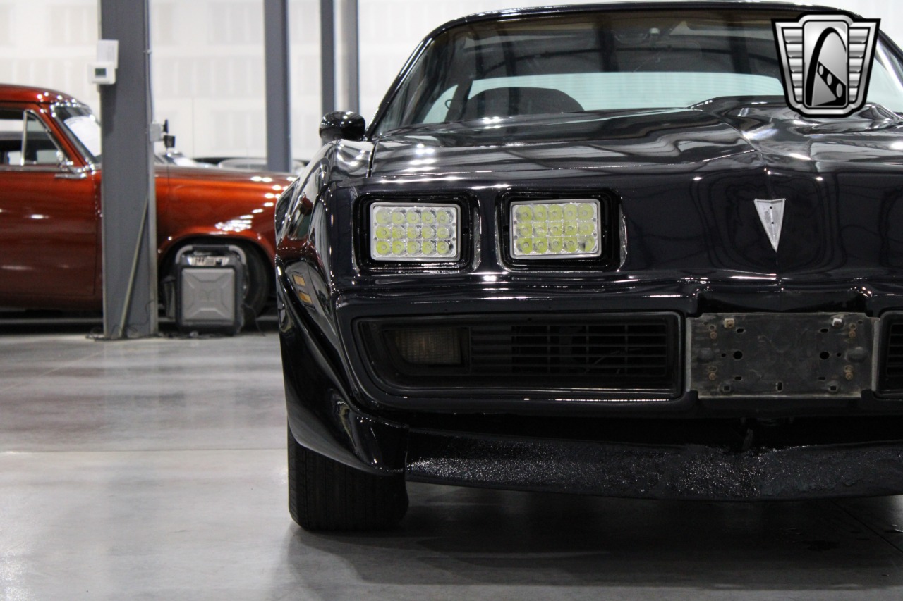1981 Pontiac Firebird 84