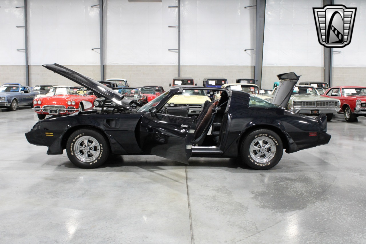 1981 Pontiac Firebird 85