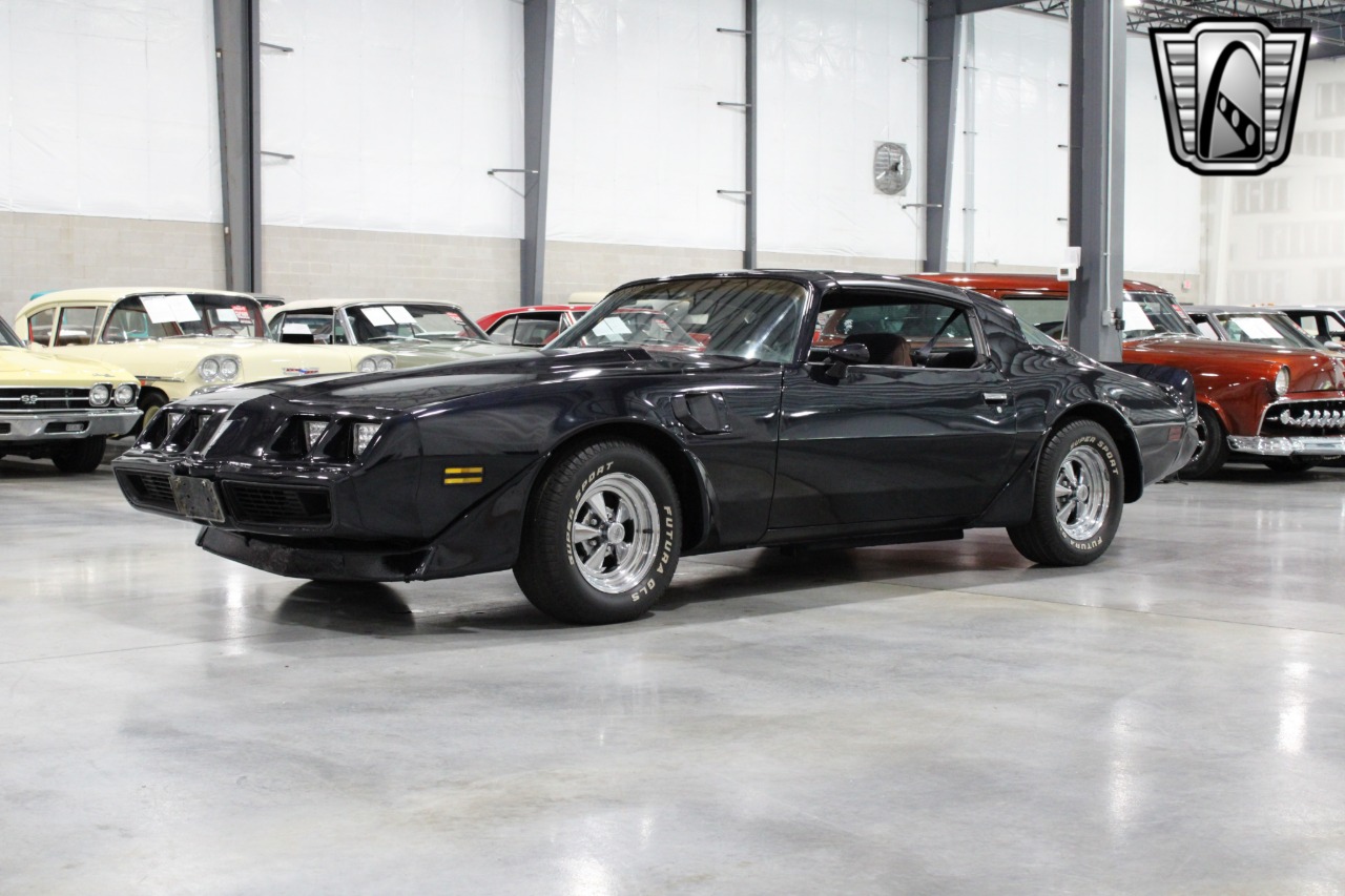 1981 Pontiac Firebird 12