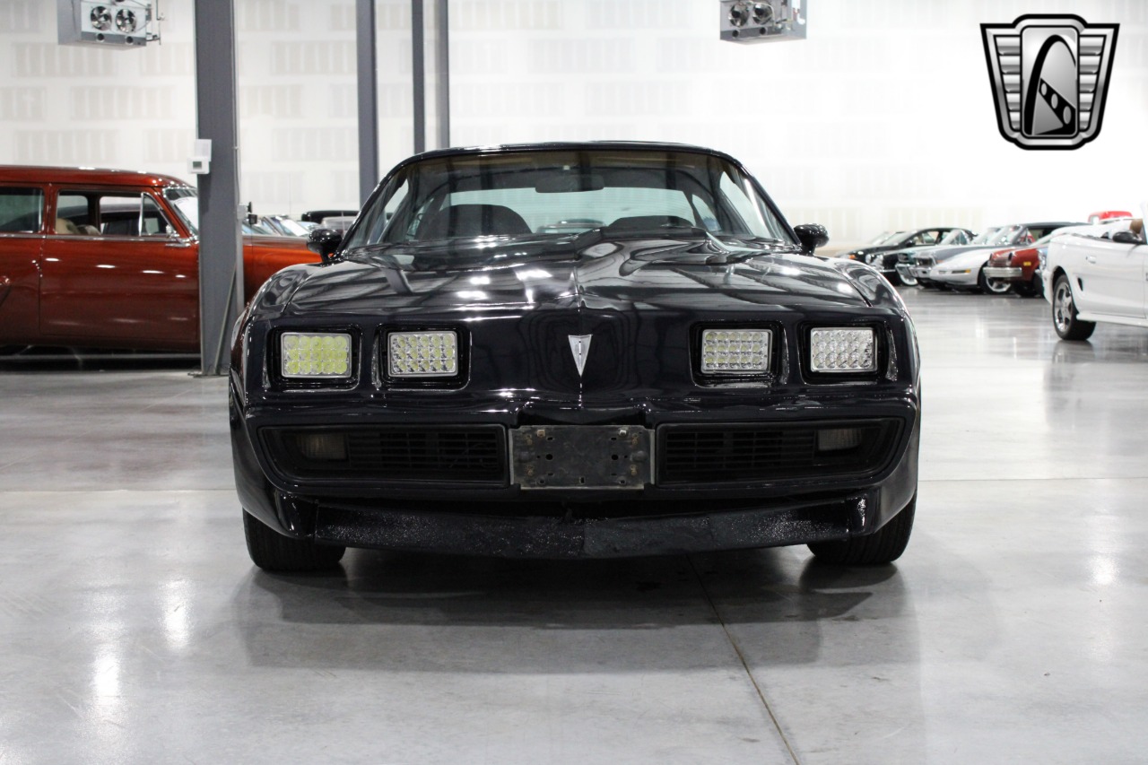 1981 Pontiac Firebird 45