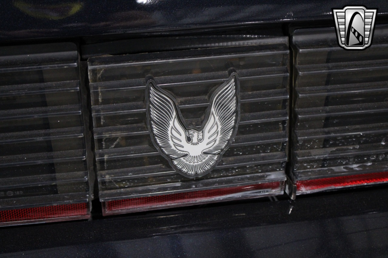 1981 Pontiac Firebird 69