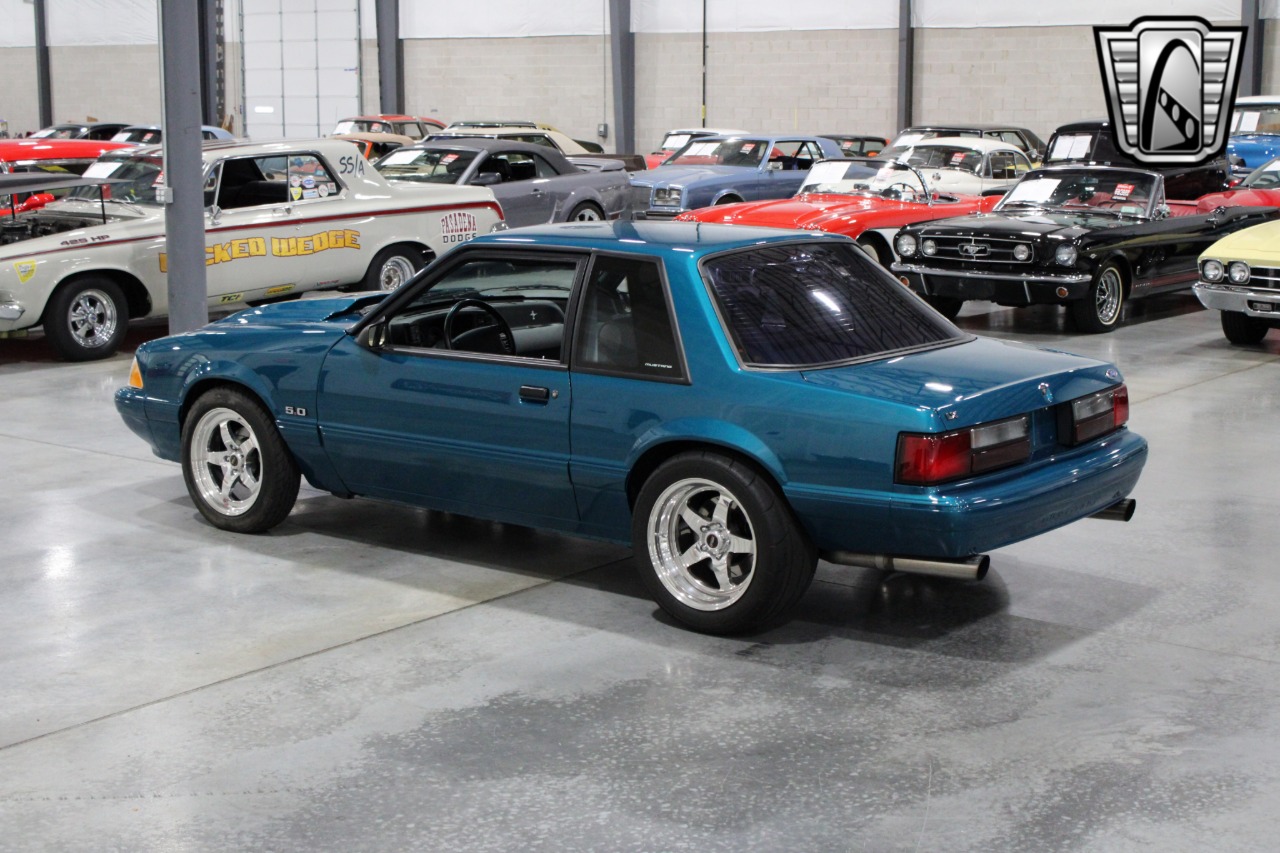 1993 Ford Mustang 47