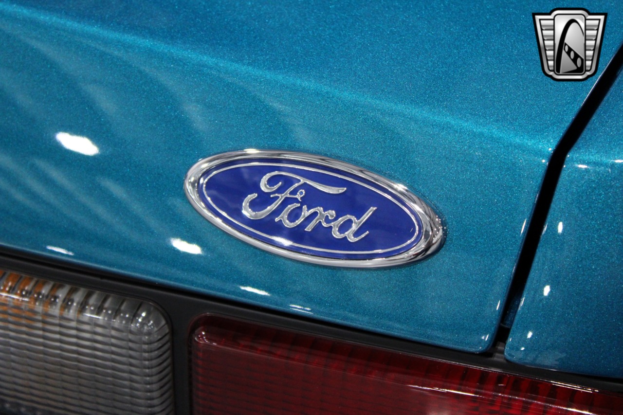 1993 Ford Mustang 72