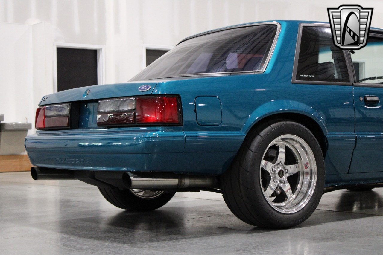 1993 Ford Mustang 75