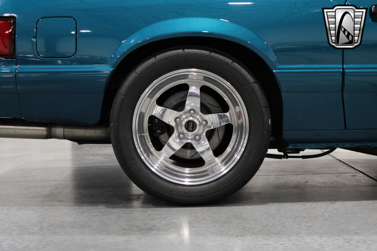 1993 Ford Mustang 76