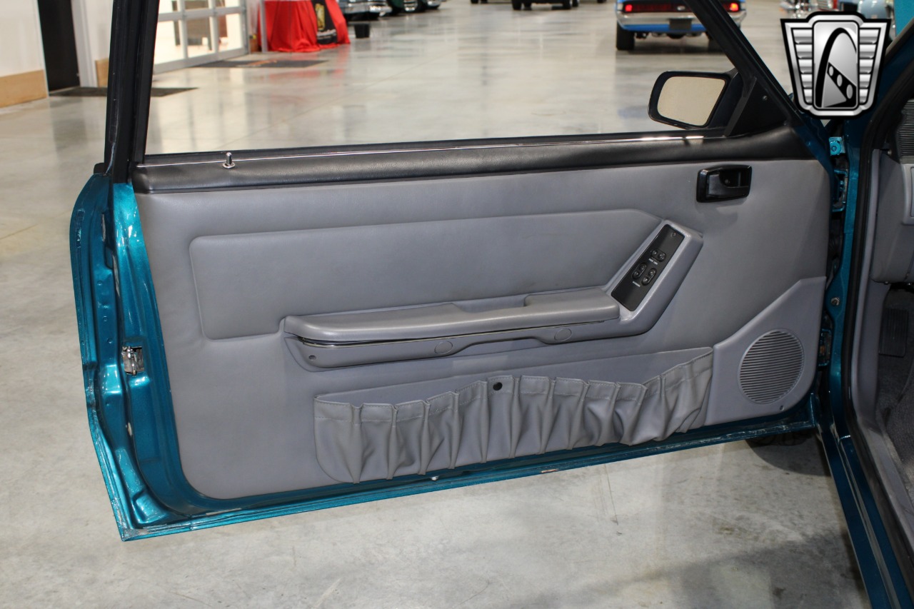 1993 Ford Mustang 96
