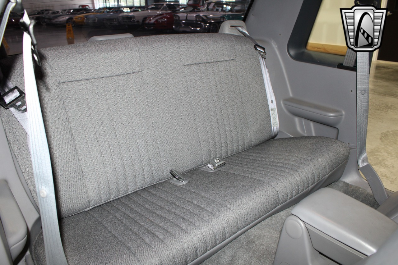 1993 Ford Mustang 25