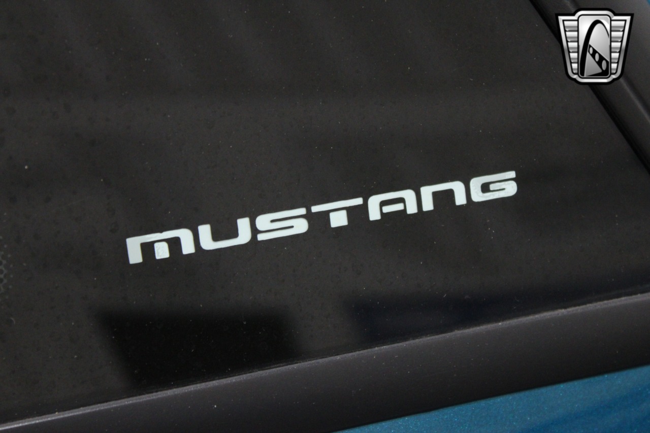 1993 Ford Mustang 64