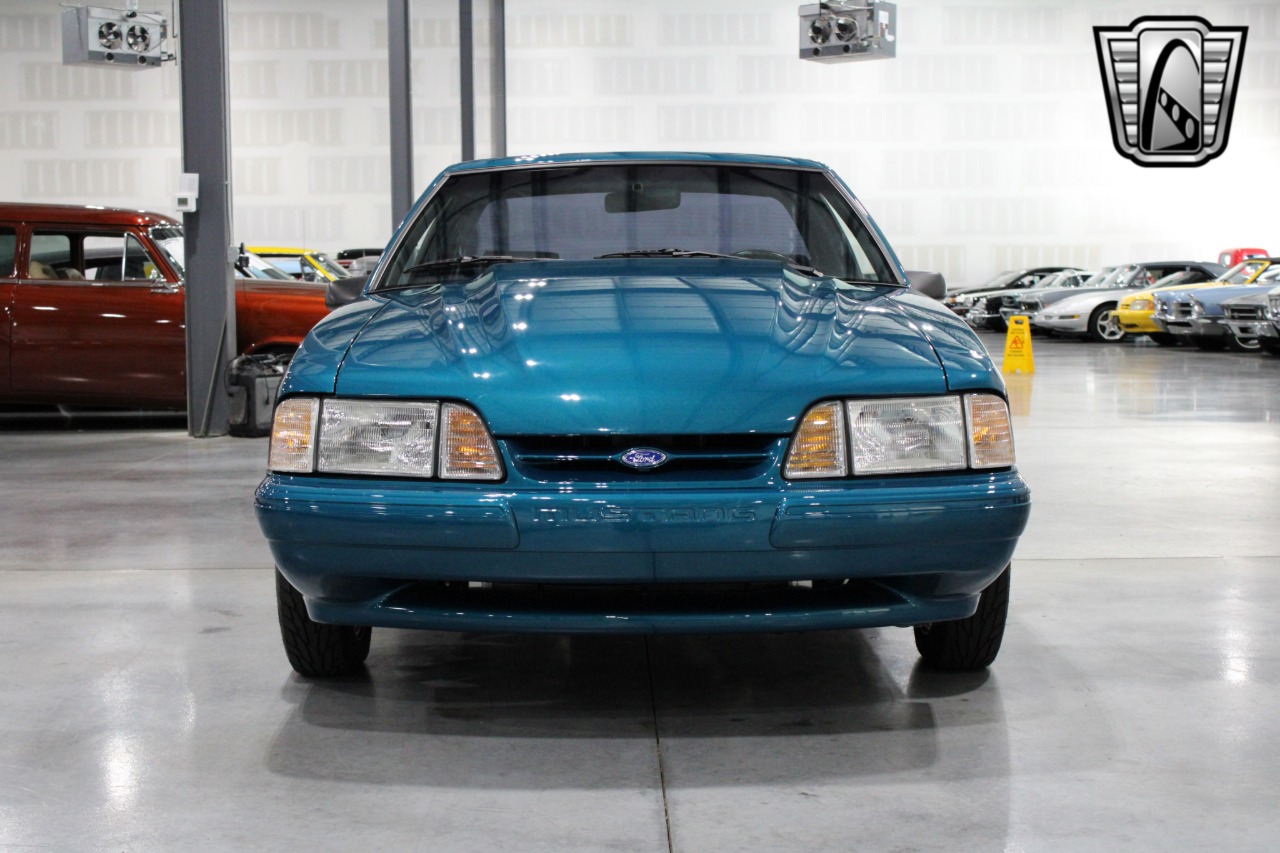 1993 Ford Mustang 44