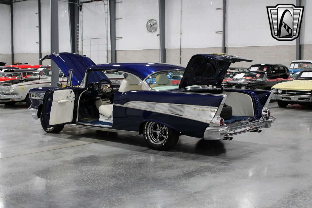 1957 Chevrolet Bel Air 17