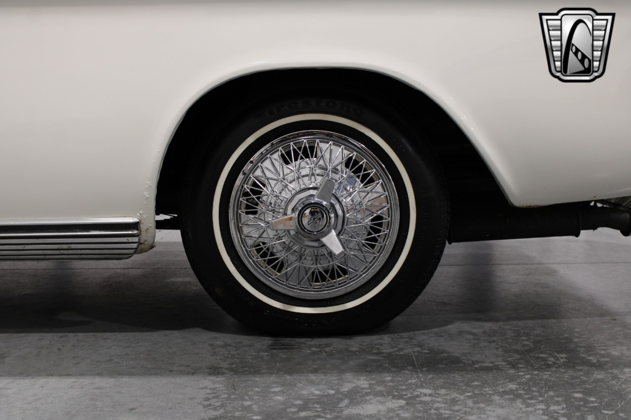 1963 Chevrolet Corvair 74