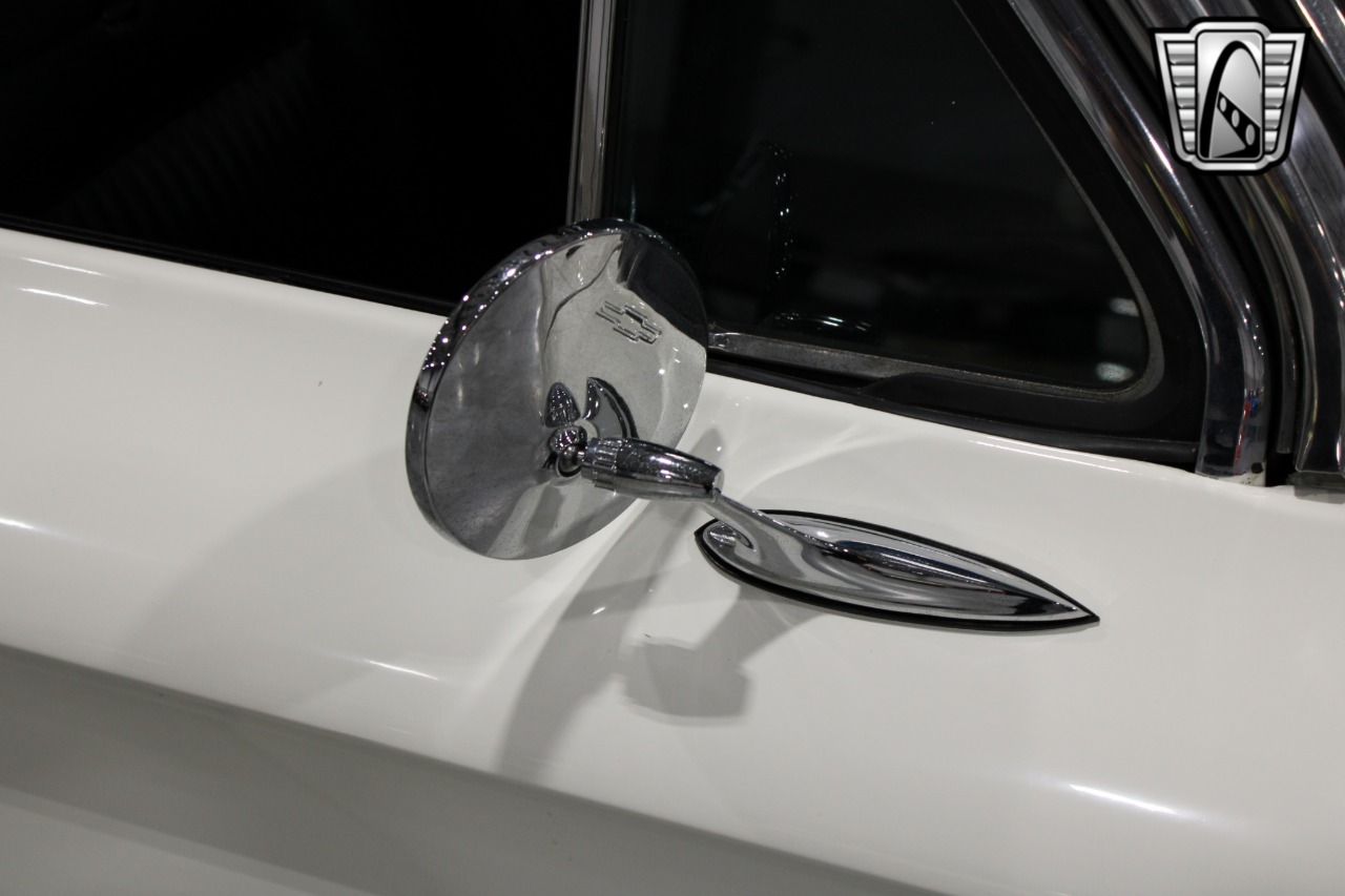 1963 Chevrolet Corvair 87