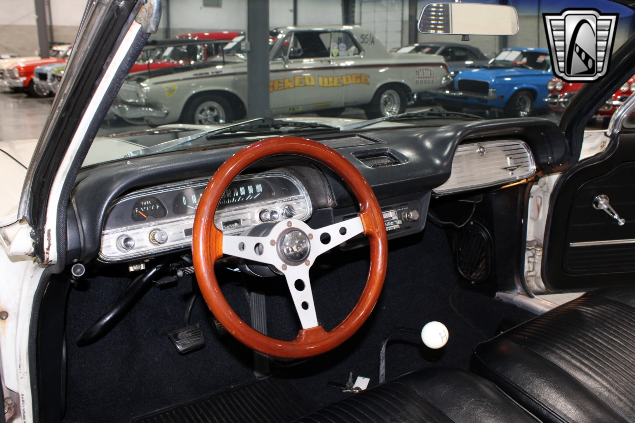 1963 Chevrolet Corvair 23