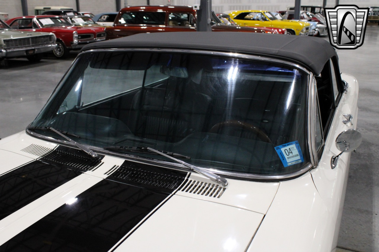 1963 Chevrolet Corvair 68