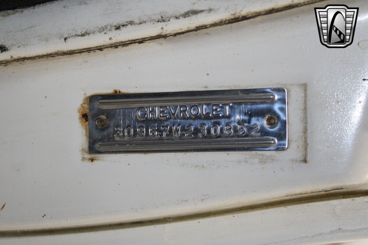 1963 Chevrolet Corvair 26